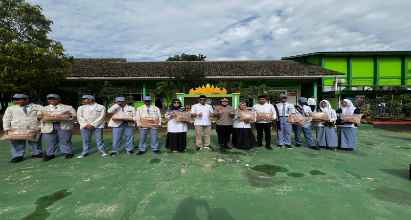 Kabid Humas Polda Lampung Ingatkan Pelajar MAN 2 Bandar Lampung: Jauhi Narkoba dan Judi Online