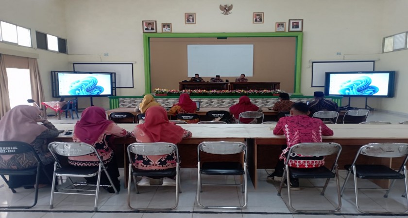 Jelang AM 2024, MAN 2 Balam Laksanakan Bimlat Pembuatan Kisi-Kisi dan Soal AM